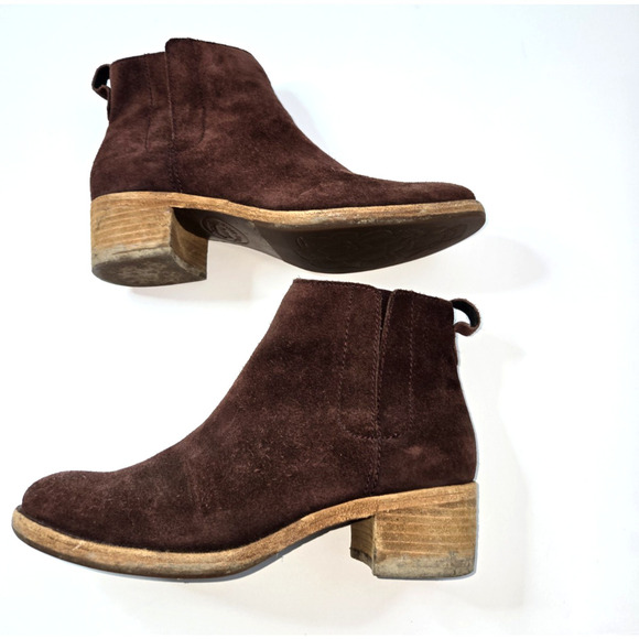 Kork-Ease Velma Bootie Suede Chelsea Ankle Boots 7M Womens Red Burgundy Boots - Picture 1 of 16
